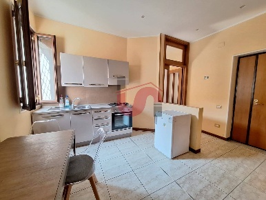 Foto Appartamento in Via San Gennaro, Benevento Centro Storico di 70 m²