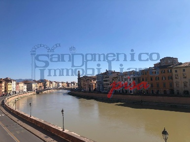 Foto Appartamento a Pisa Santa Maria di 230 m² con 10 locali in affitto
