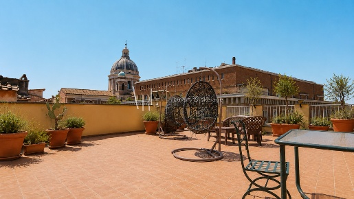 Foto Attico a Roma Spagna di 195 m² in vendita