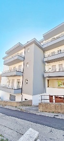 Foto Appartamento a Penne Centro di 95 m² con 4 locali in vendita
