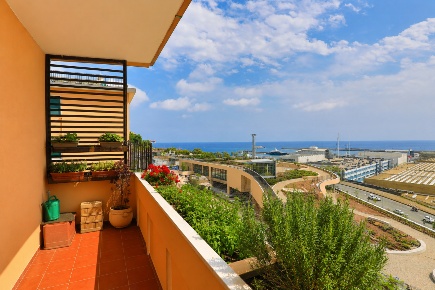 Foto Appartamento in Via Rivoli, Genova Carignano di 107 m² con 6 locali