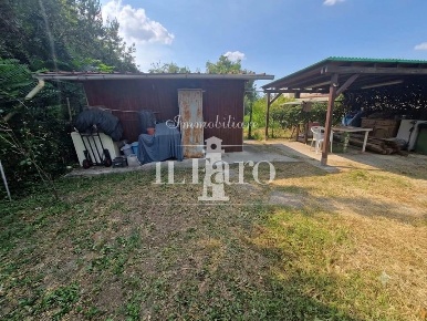 Foto Casa indipendente a Campi Bisenzio Torricella di 104 m² con 4 locali