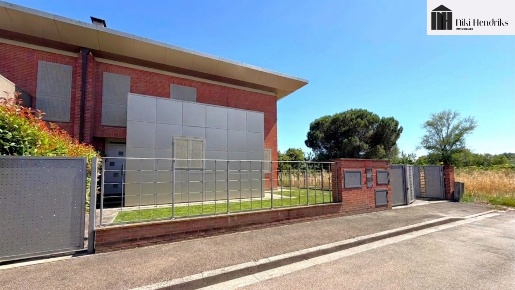 Foto Appartamento a Santa Croce sull'Arno Centro di 190 m² con 4 locali