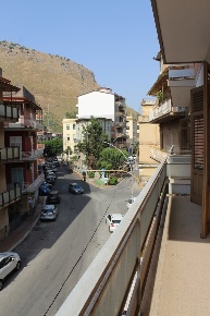 Foto Appartamento in Via J. Kennedy 11, Belmonte Mezzagno di 130 m²