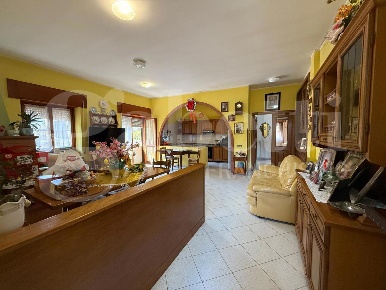 Foto Casa indipendente in Via GRANIERI 17, Nettuno Ponserico, Cretarossa