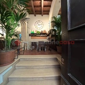 Foto Ristorante in Via del collegio 13, Siracusa Ortigia di 239 m²
