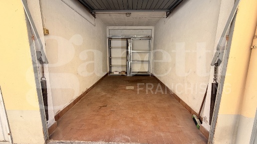 Foto Box in Via Porrettana 497, Sasso Marconi Centro di 13 m² in vendita