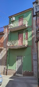 Foto Casa indipendente in Cortile Salvà, Biancavilla di 81 m² con 3 locali