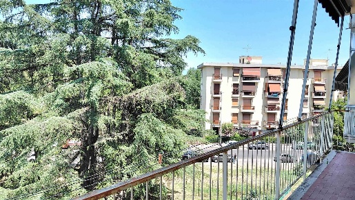 Foto Appartamento a Firenze Cintoia - Le Torri di 100 m² con 4 locali