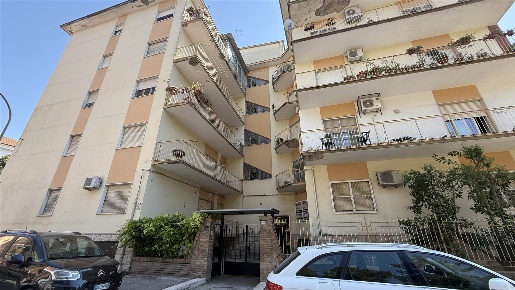 Foto Appartamento a Foggia Sant'Anna - Sant'Eligio di 148 m² con 5 locali