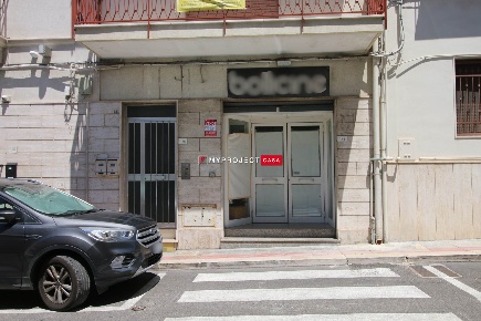 Foto Negozio in Corso Umberto I 86, Crispiano di 152 m² con 2 locali