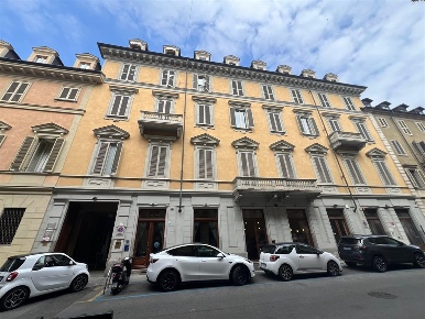 Foto Box in via della Rocca, Torino Via della Rocca di 15 m² con 1 locali