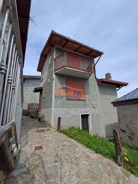 casa indipendente in vendita a Casargo in zona Narro