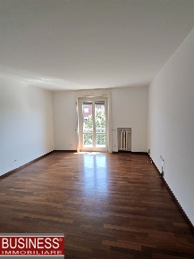Foto Appartamento in viale Lazio, Milano Cadore di 105 m² con 3 locali