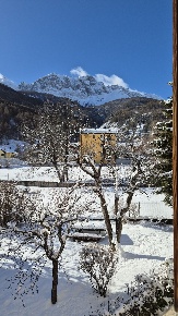 Foto Appartamento in Viale Betulle, Oulx Beaulard di 85 m² con 4 locali