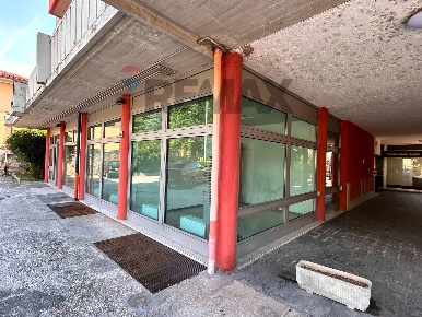 Foto Locale commerciale in ANDREA GOSA 66, Gavardo Gavardo Sopraponte