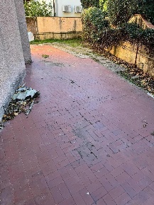 Foto Villa unifamiliare a Viareggio di 130 m² con 7 locali in vendita