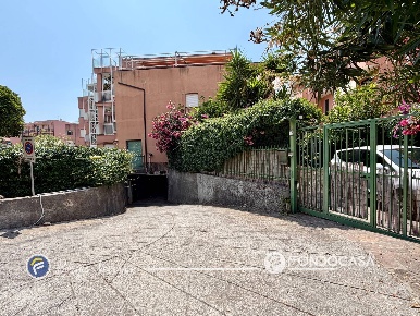 Foto Posti auto in Via Giacomo Matteotti, Borgio Verezzi Borgio di 29 m²