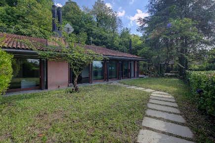 Foto Villa unifamiliare in strada Superga 124, Torino Superga di 226 m²
