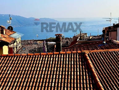 Foto Appartamento in vicolo Zanzanone, Tignale Gardola di 58 m² in vendita