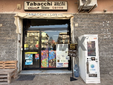 Foto Attività commerciale in Viale Scala Greca 287, Siracusa di 60 m²