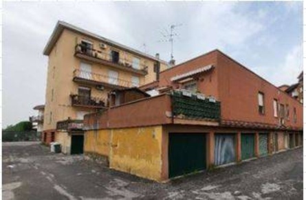 Foto Appartamento in Via GUARNIERO 22/A, Trezzo sull'Adda di 58 m²