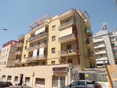 Foto Attico in via dei Passeri 12, Cagliari Amsicora di 118 m² con 7 locali