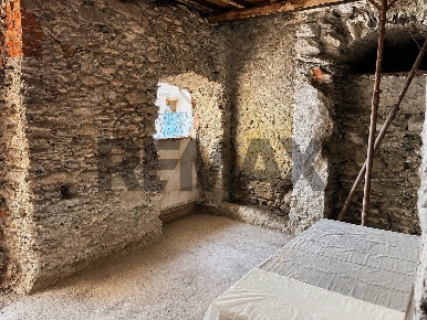 Foto Appartamento in via galliano 85, Massa Centro di 70 m² con 3 locali