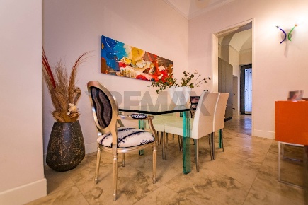Foto Appartamento in Via Isidoro La Lumia 79, Palermo di 103 m² in vendita