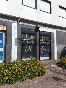 Foto Attività commerciale in Via Cavour 61-63-65, Casoria Centro di 150 m²
