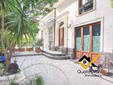 Foto Appartamento in Via Matteo Renato Imbriani, Catania Borgo di 38 m²