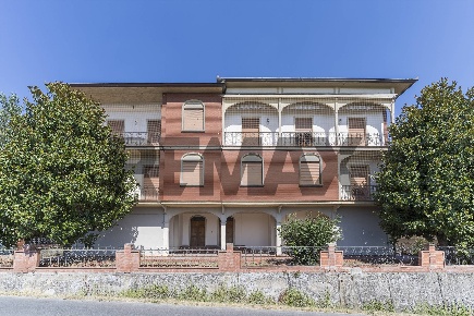 Foto Casa indipendente in VIA CARRAIA 17, Marciano della Chiana di 774 m²