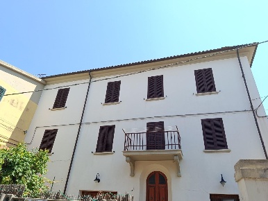 Foto Casa indipendente a Santa Luce Pastina di 140 m² con 6 locali