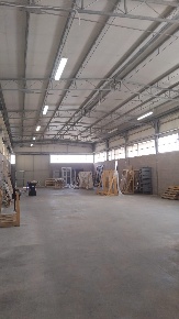 Foto Capannone industriale a Carrara Avenza di 300 m² con 2 locali