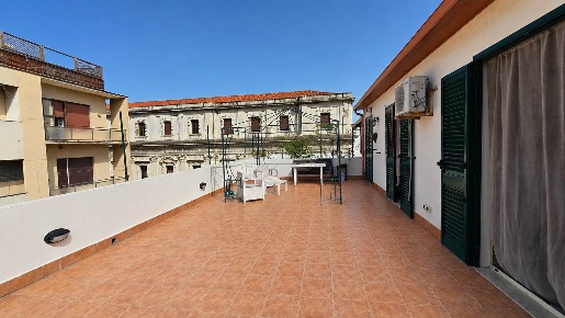 Foto Attico in viale san martino 37, Messina Centro Storico di 65 m²