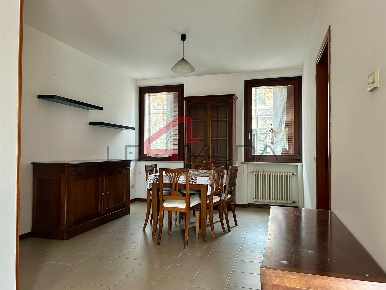 Foto Appartamento a Sanguinetto Centro di 120 m² con 3 locali in vendita