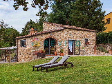 Foto Rustico a Fiesole di 112 m² con 4 locali in vendita