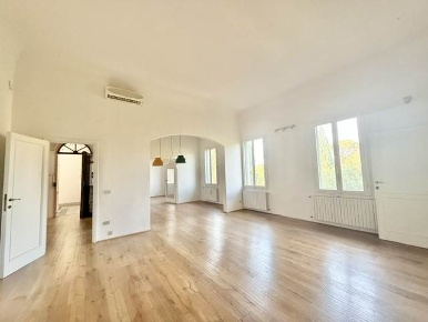 Foto Appartamento a Firenze Michelangelo - Poggio Imperiale di 152 m²
