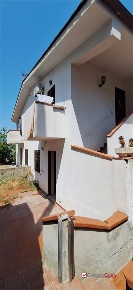 Foto Villa unifamiliare in poggio delle rose, Messina di 50 m² con 3 locali