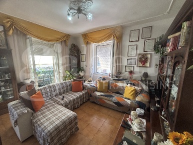 Foto Appartamento a Massa Marittima Centro di 105 m² con 4 locali