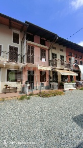 Foto Casa indipendente in Via Fiume 10, Ponderano di 120 m² con 5 locali