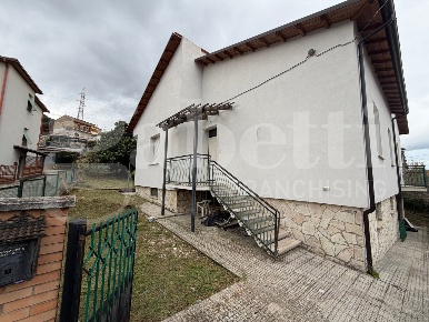 Foto Villa singola in Via Campomicciolo 351, Terni Cesure - Valenza