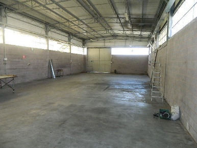 Foto Capannone industriale a Carrara Avenza di 320 m² con 2 locali
