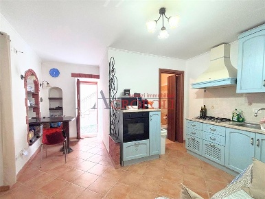 Foto Appartamento in Piazza delle Rupi, Anguillara Sabazia Centro di 50 m²