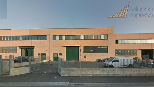 Foto Capannone industriale in VIA I MAGGIO, Concorezzo Centro di 1170 m²
