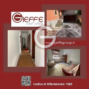 Foto Appartamento a Taurianova Centro di 102 m² con 3 locali in vendita