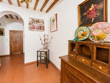Foto Appartamento a Castel San Niccolò di 112 m² con 5 locali in vendita