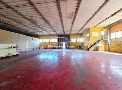 Foto Capannone industriale a Altopascio Altopascio Centro di 570 m²