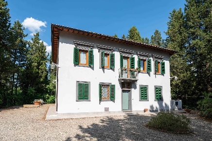 Foto Villa unifamiliare a Barberino Tavarnelle di 233 m² con 8 locali