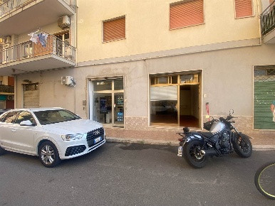 Foto Magazzino in Via San Giovanni Bosco 127, Soverato Soverato Marina